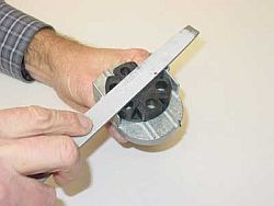 Auto disk powder leakage fix Auto disk powder leakage fix