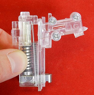 LEE AP1987B LARGE ADAPTER
